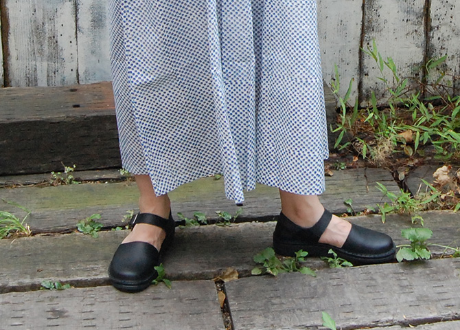 NAOT ストラップシューズ OLGA(Matt Black)|恵文社一乗寺店